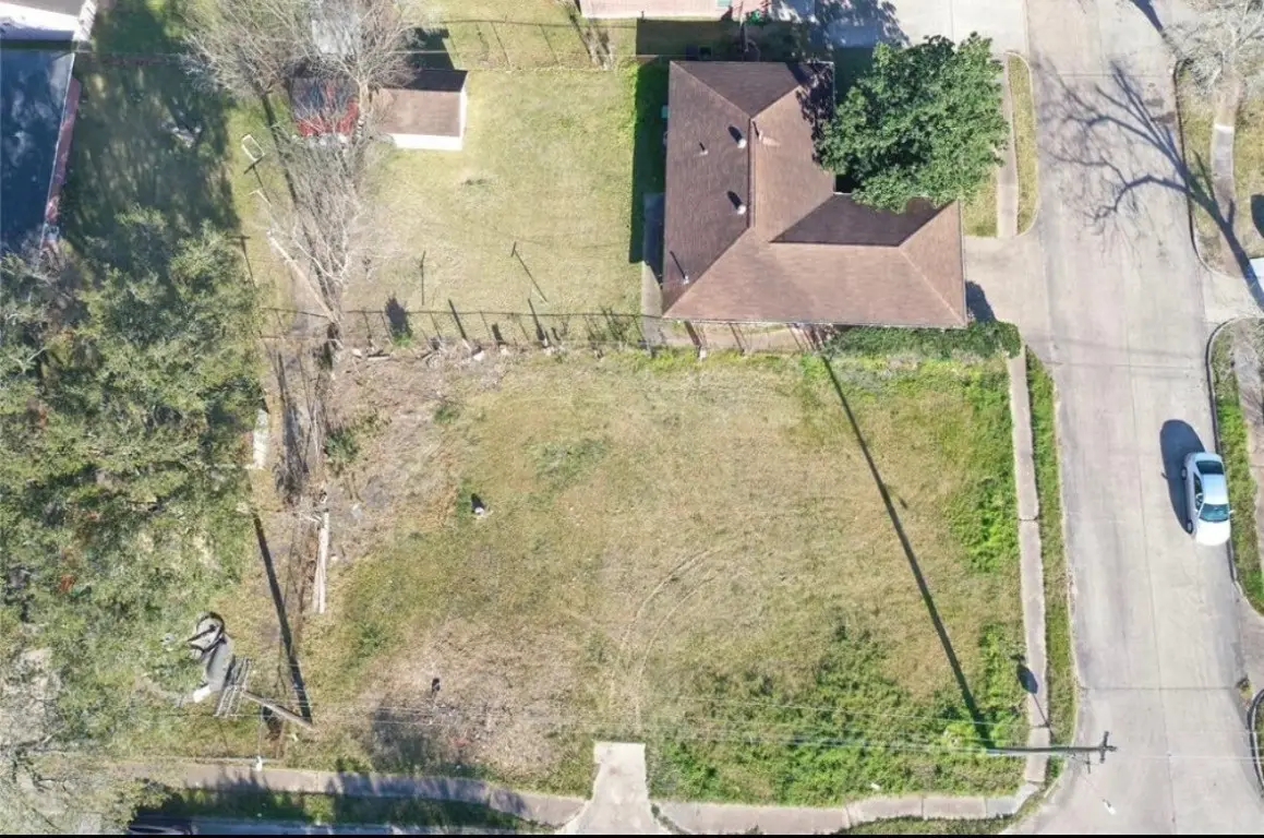 3003 Sunnydale Drive, Houston, TX 77051 - #1