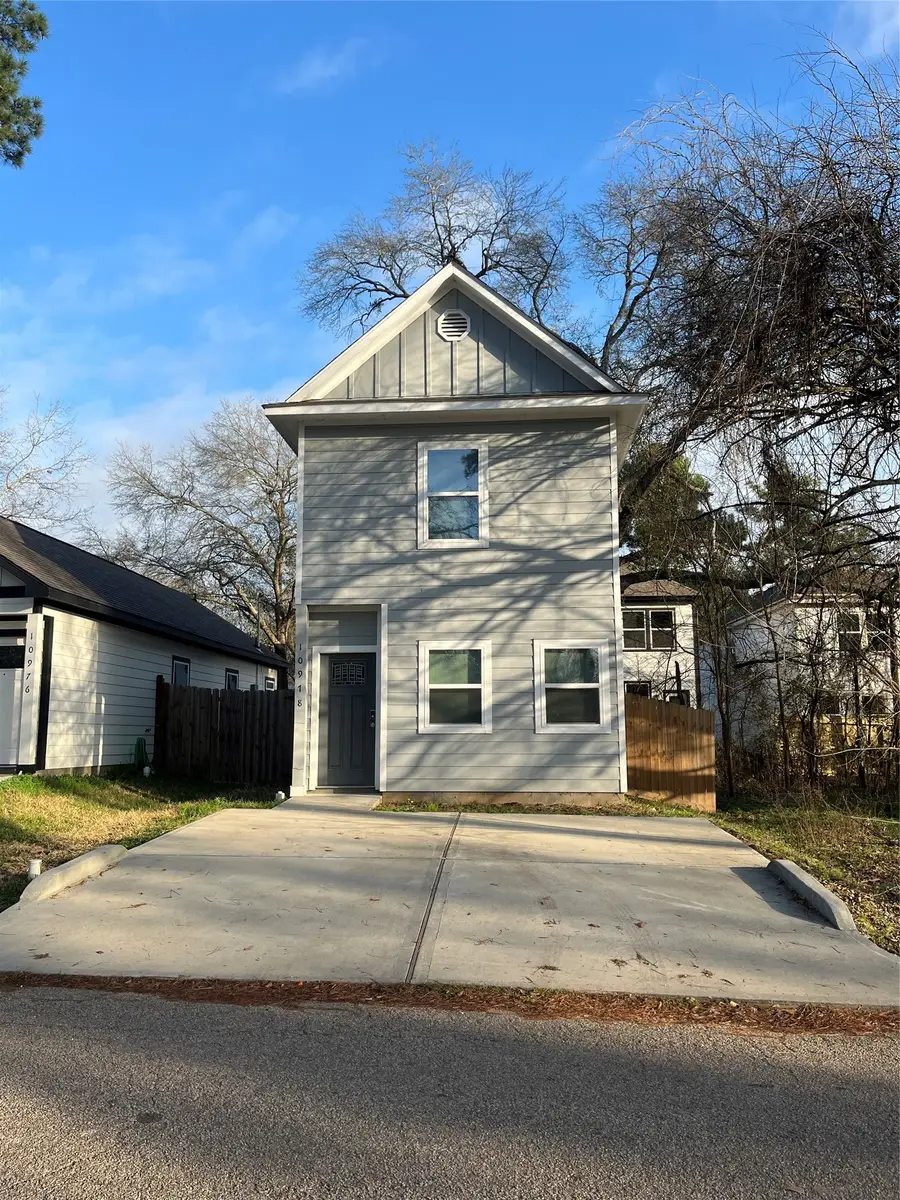 10978 Maywood Street, Willis, TX 77318 - #2