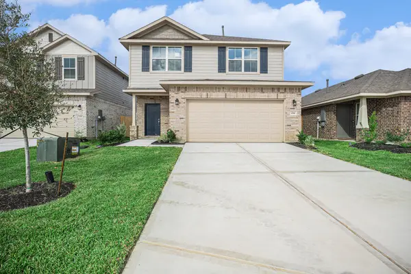 4306 W Bayou Maison Circle, Dickinson, TX 77539