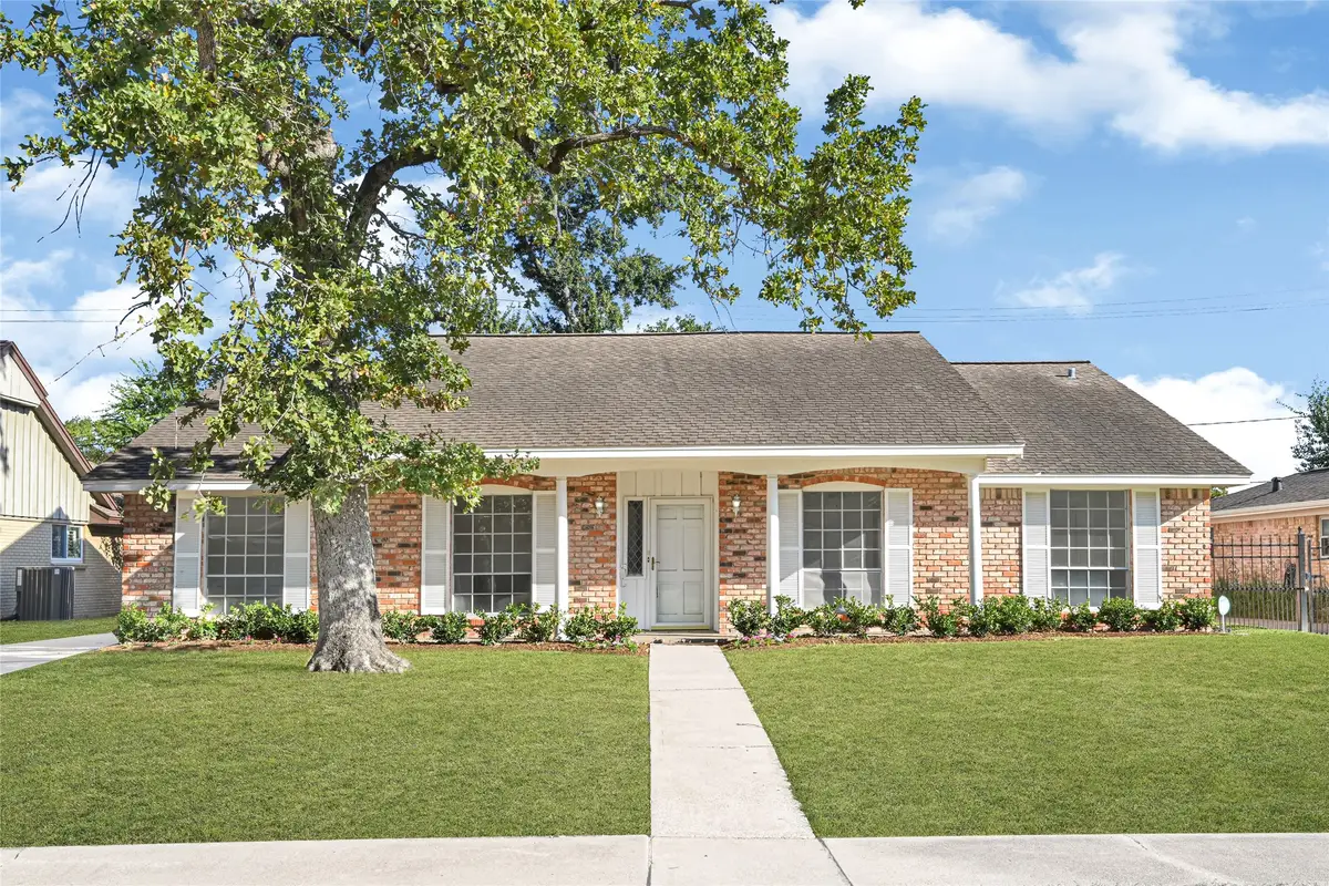 1611 Droxford Drive, Houston, TX 77008 - #1