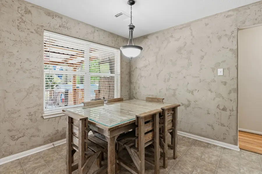 907 Columbia River Road, Montgomery, TX 77316 - #3