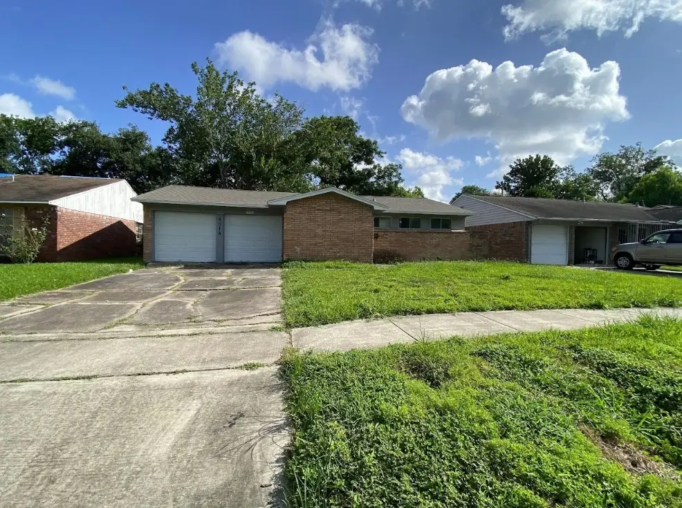4014 Ripplebrook Drive, Houston, TX 77045 - Image #1