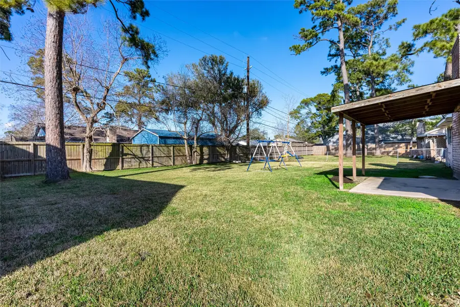 9915 Bayou Woods Drive, Baytown, TX 77521 - #3