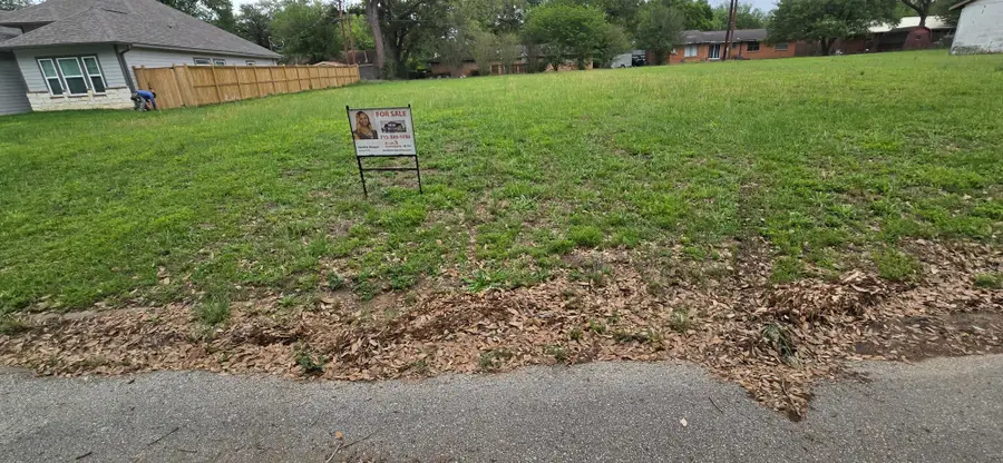 220 Pine Street, Prairie View, TX 77446 - #2