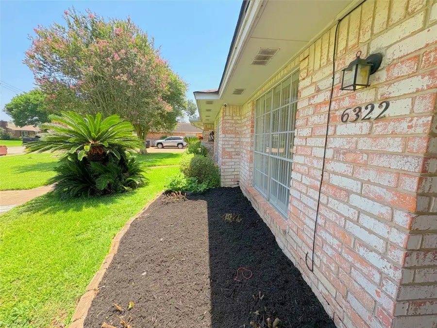 6322 S Briar Bayou Drive, Houston, TX 77072 - #3