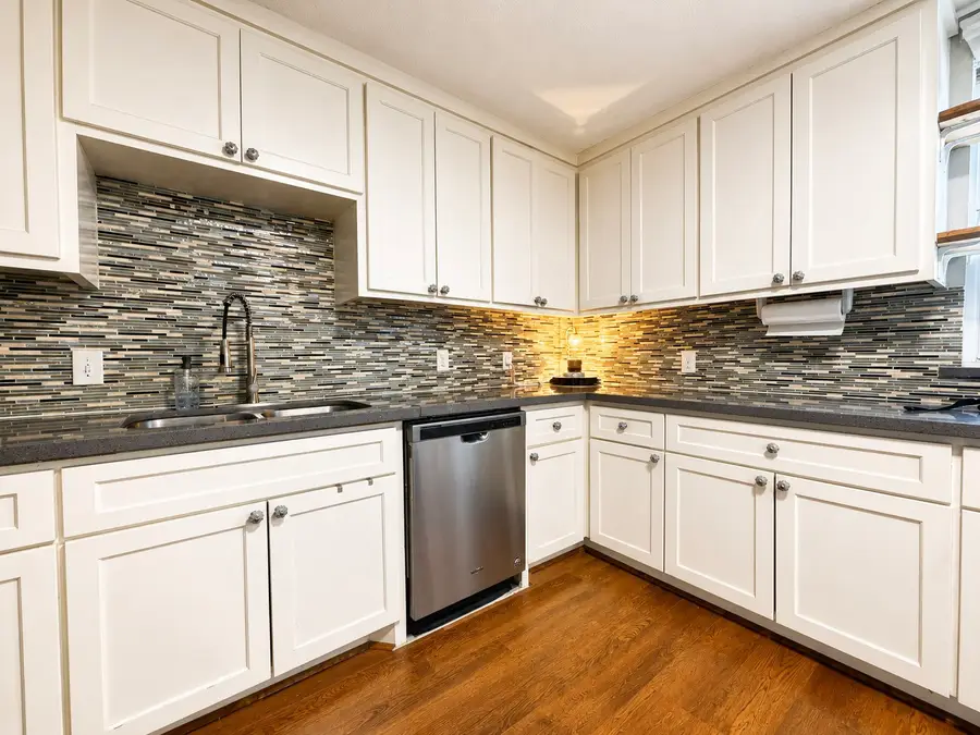 4718 Meadow Park Drive, Houston, TX 77048 - #2