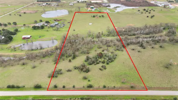 3134 Old Columbus Road N, Sealy, TX 77474