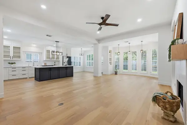 4634 Brazos Bend Drive, Missouri City, TX 77459