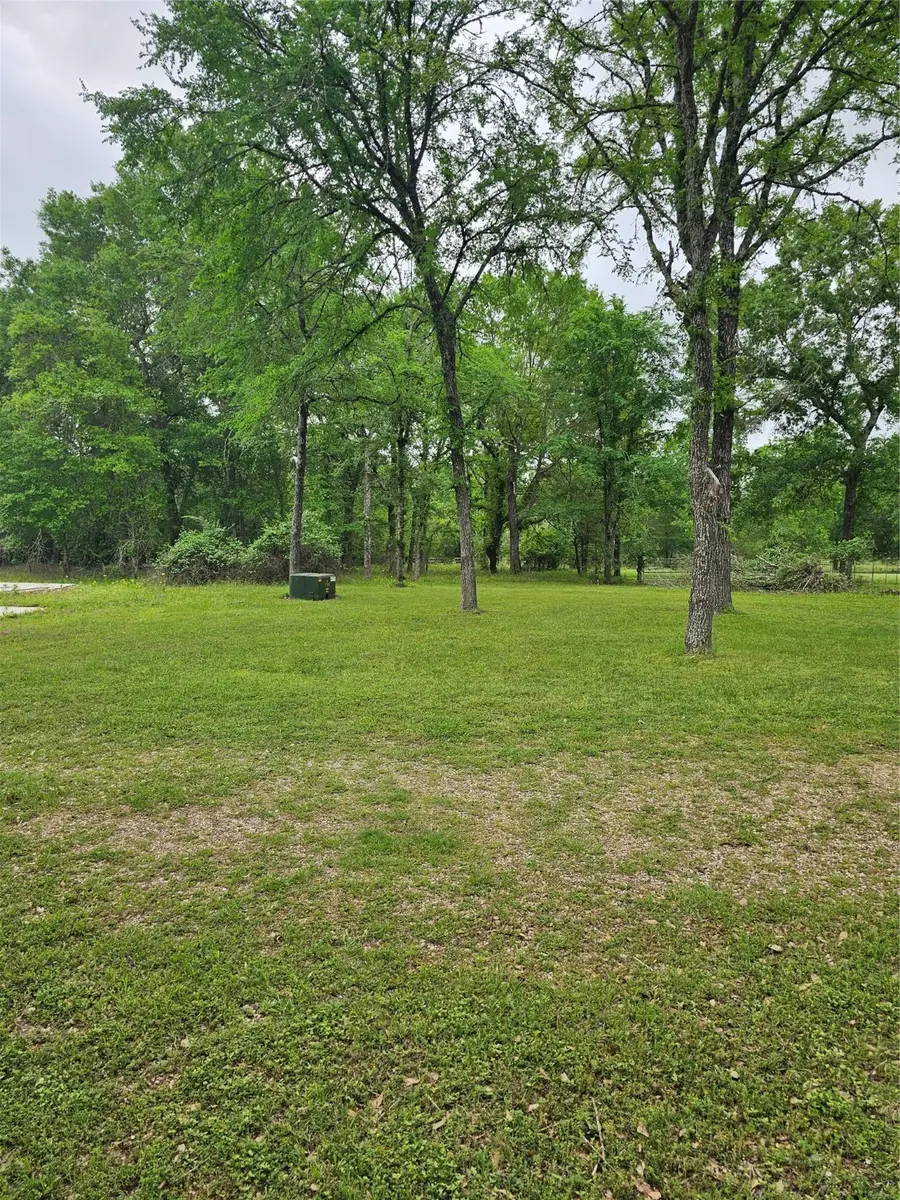 9041 Lakecrest Drive, Montgomery, TX 77356 - #2