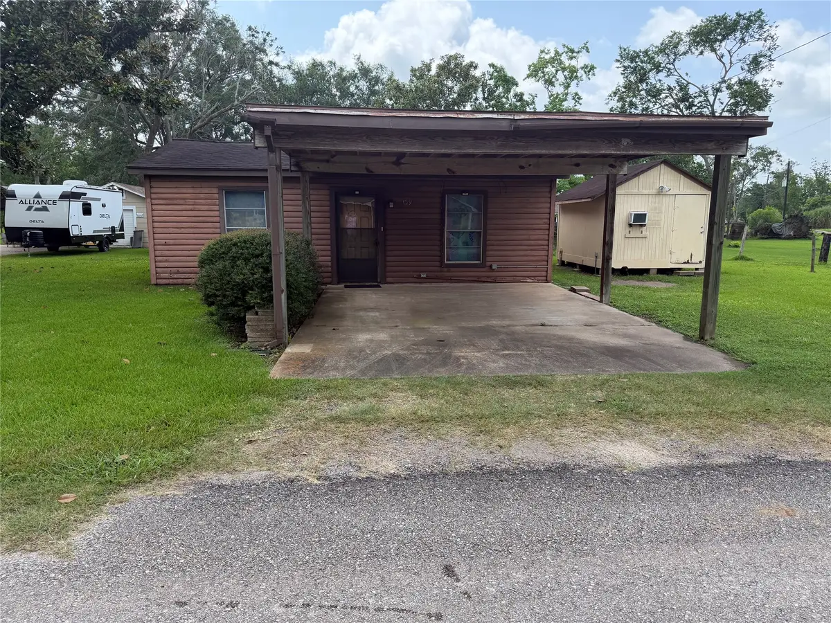 139 Scout Road, Jones Creek, TX 77541 - #1