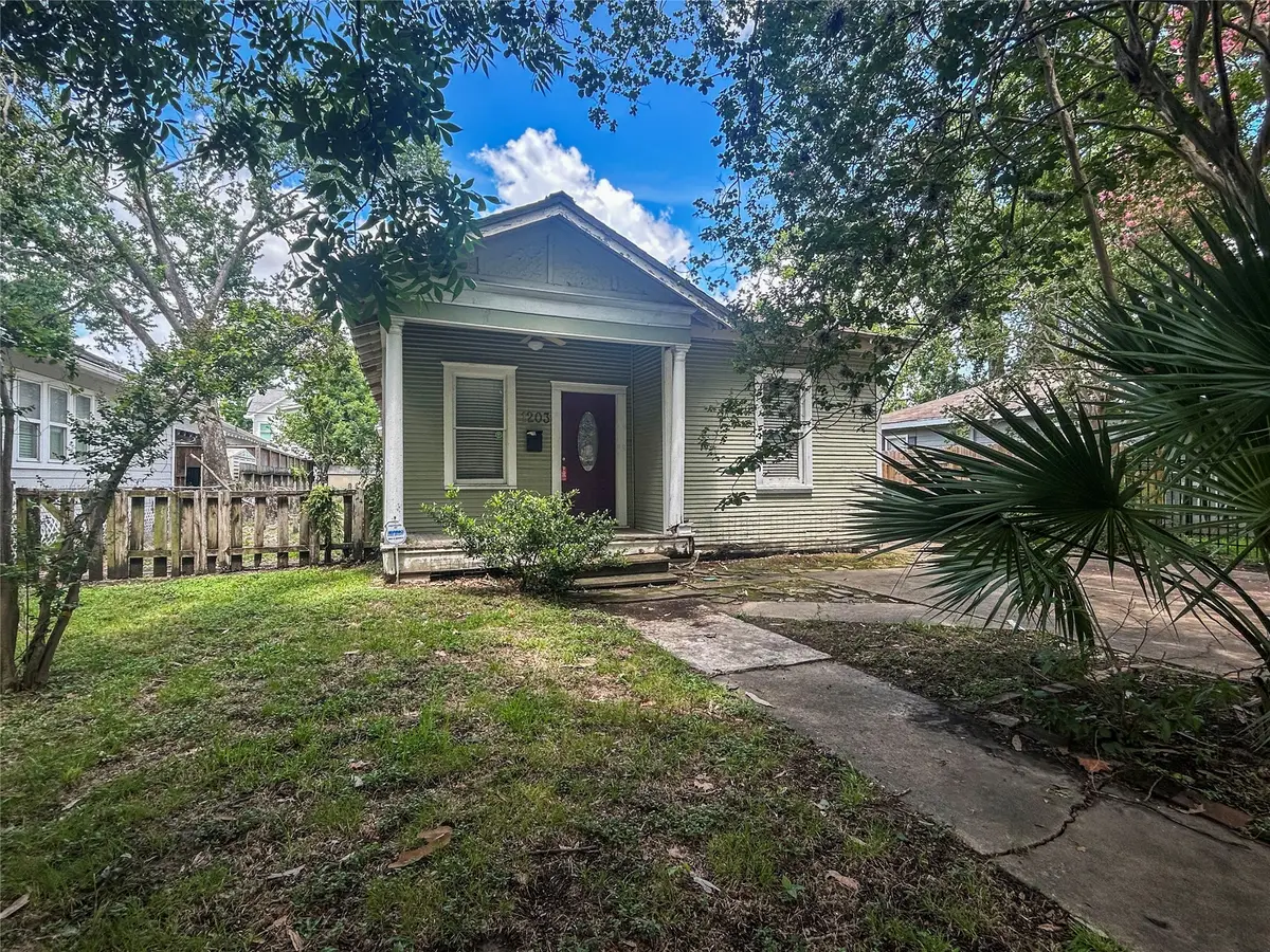 1203 Tulane Street, Houston, TX 77008 - Image #1