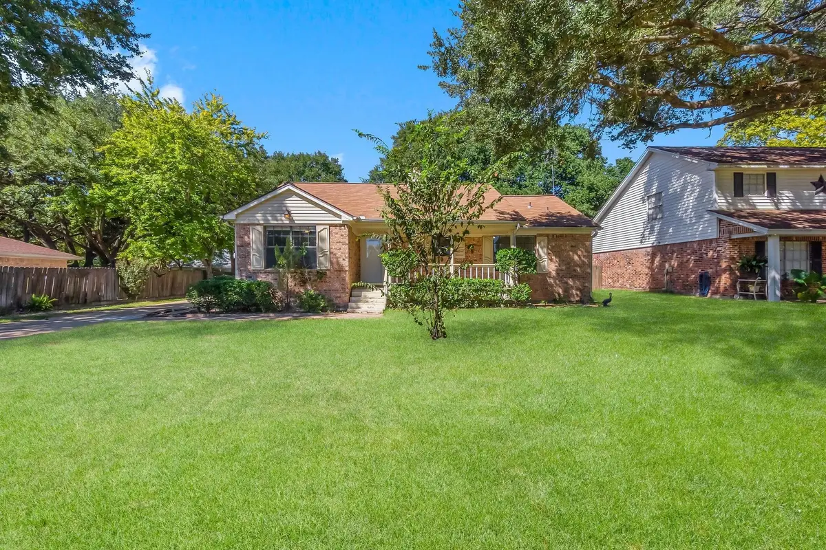 28700 Waikiki Lane, Conroe, TX 77356 - Image #1