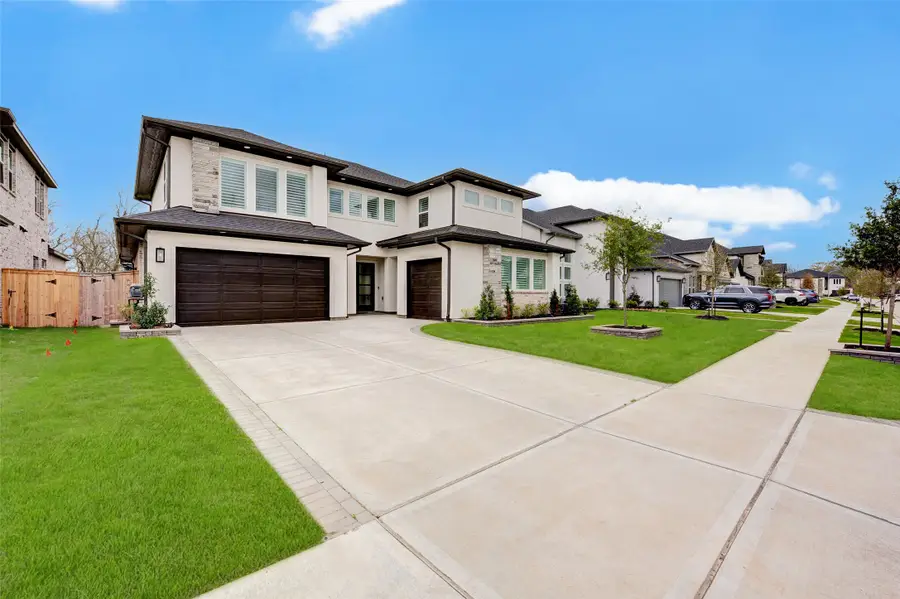 5111 Maumee River Drive, Sugar Land, TX 77479 - #2