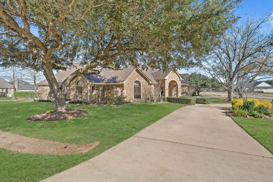 5303 Weston Drive, Fulshear, TX 77441 - Image #2