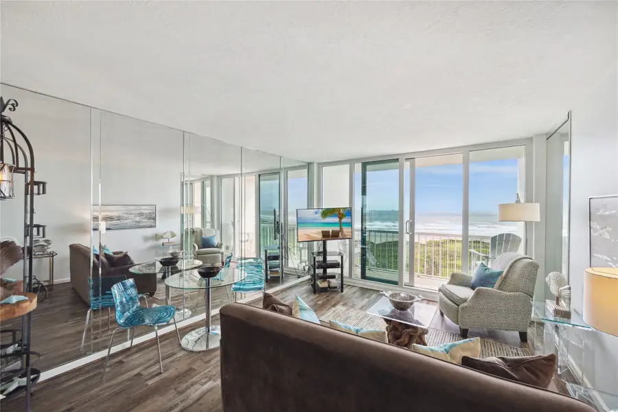 1401 E Beach Drive #509, Galveston, TX 77550 - Image #3