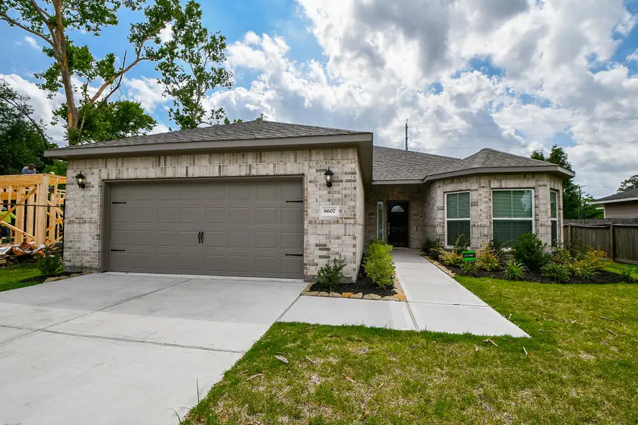 6607 Apollo, Houston, TX 77091 - Image #2