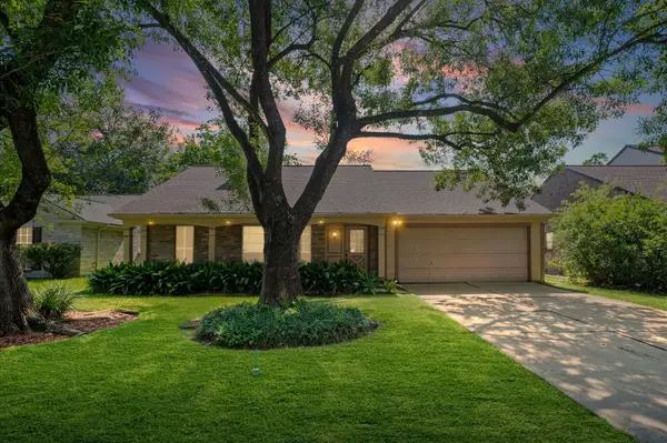 9622 Poynes Drive, Houston, TX 77065