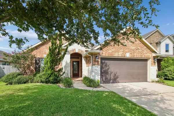 2124 Llerena Lane, League City, TX 77573