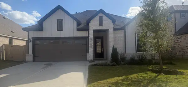 29427 Meadowcreek Hill Drive, Waller, TX 77484