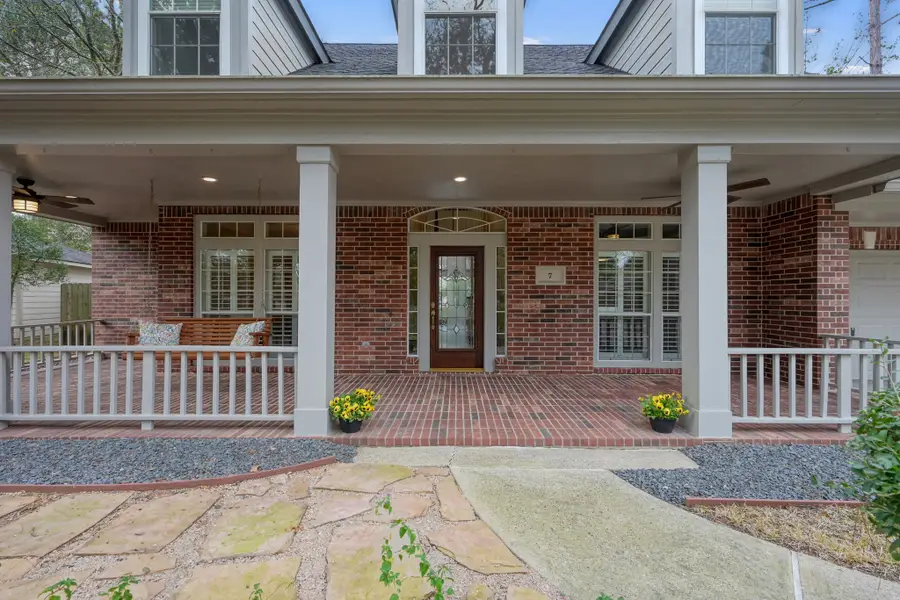 7 Cross Lake Drive, The Woodlands, TX 77382 - Image #2