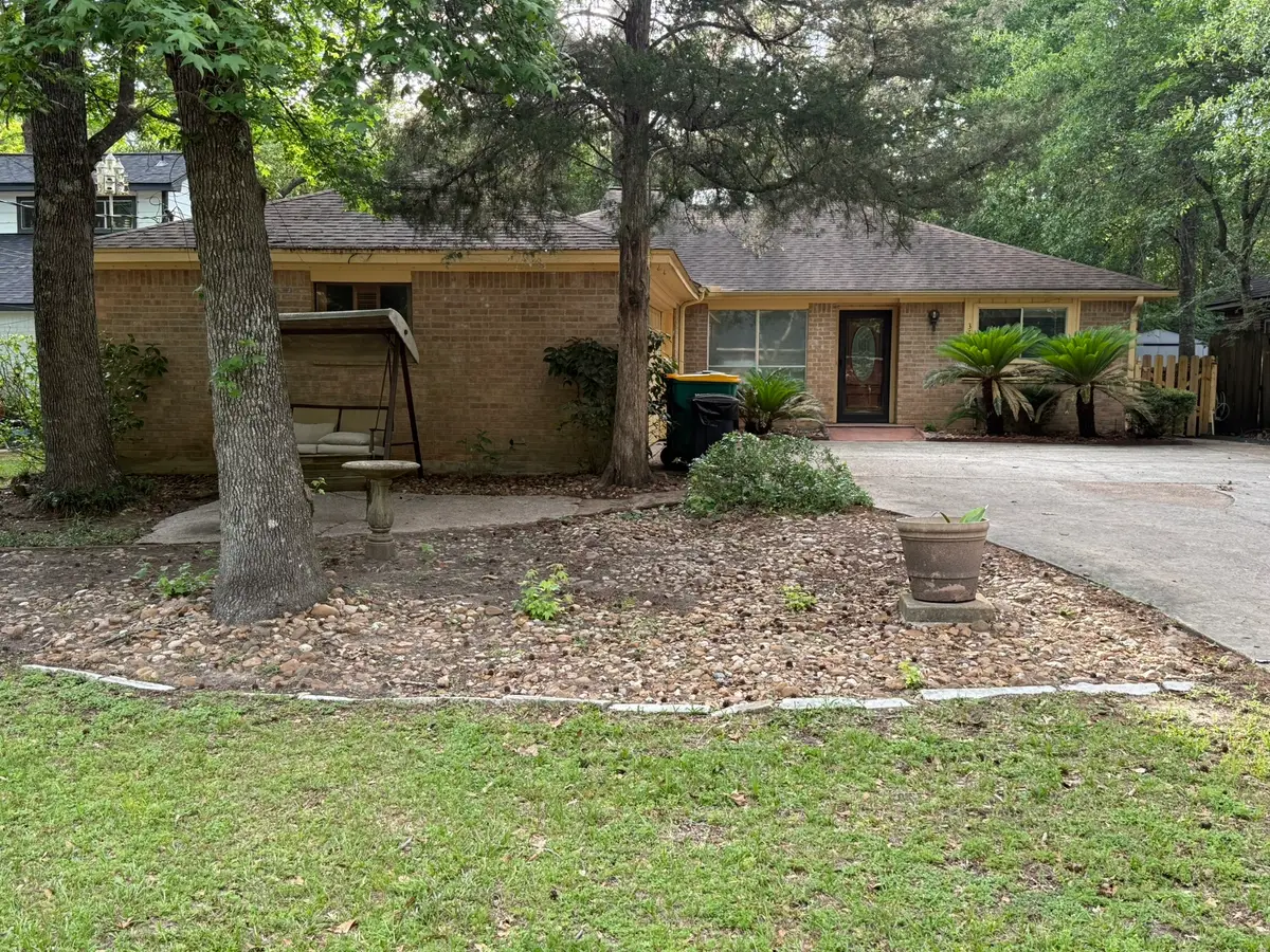 377 Rolling Hills Drive, Panorama Village, TX 77304 - #1