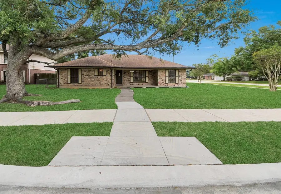 2319 Halbert, Pearland, TX 77581 - #2