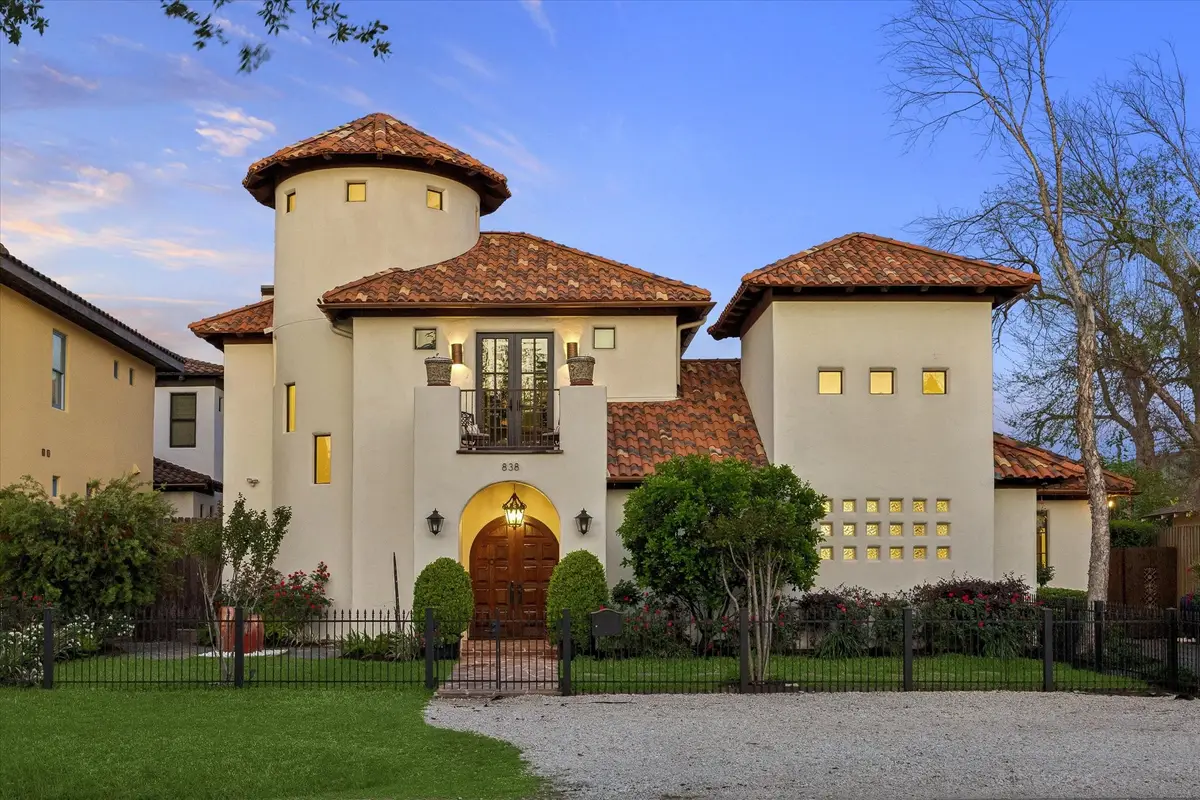 838 Ashland Street, Houston, TX 77007 - #1