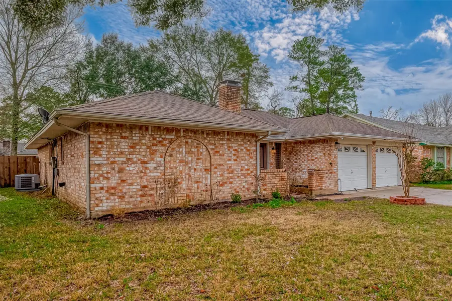 7259 Shady Arbor Lane, Houston, TX 77040 - Image #2