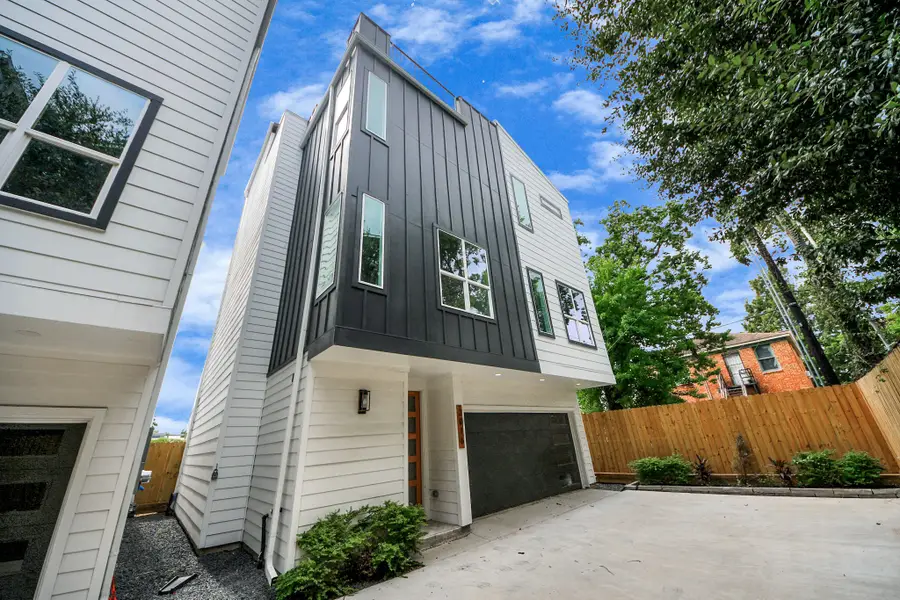 2016 Blodgett Street, Houston, TX 77004 - Image #2