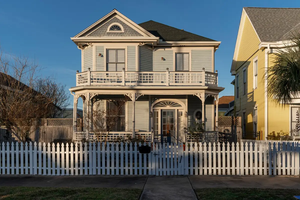 1515 24th Street, Galveston, TX 77550 - Image #1