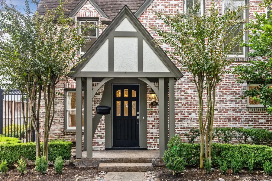 2117 Chilton Road, Houston, TX 77019 - Image #3