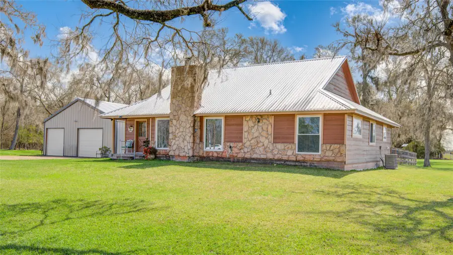 3063 Cr-580, West Columbia, TX 77486 - #3