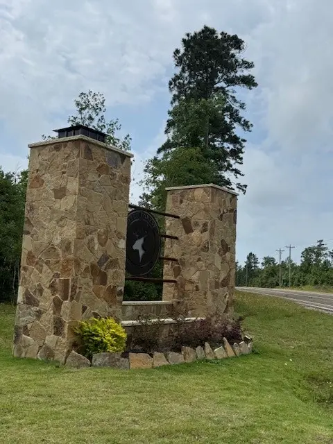 340 Iron Horse Road, Willis, TX 77378