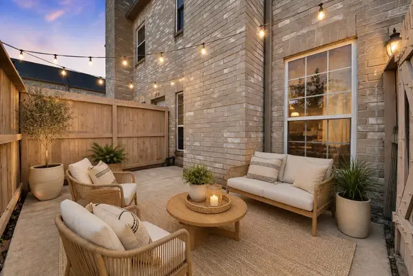 2908 Holly Hall Street #2908, Houston, TX 77054