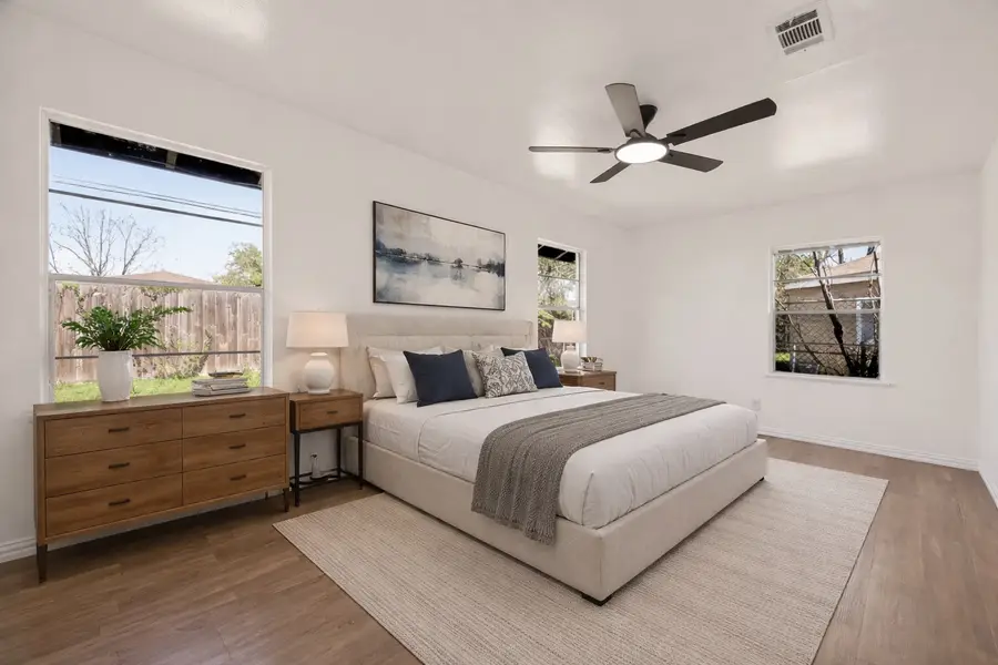 5763 Thrush Drive, Houston, TX 77033 - #3