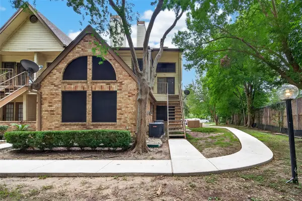 2425 Holly Hall Street #156, Houston, TX 77054