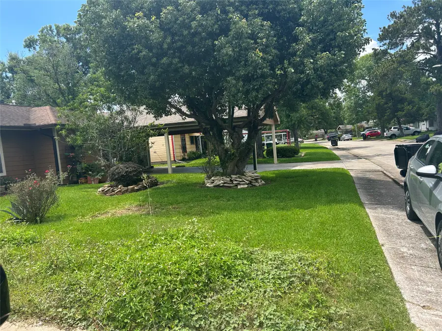 3734 Penwood Way, Houston, TX 77023 - #3