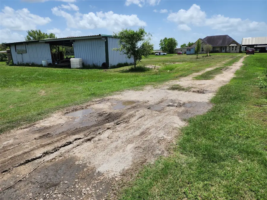 6815 Beard Road, Needville, TX 77461 - Image #3