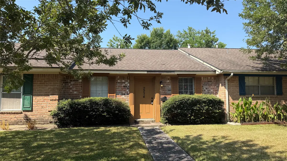 2214 Buchanan Drive, Baytown, TX 77520 - #1