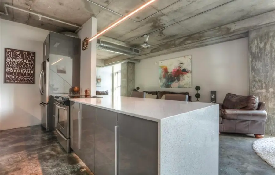 2000 Bagby St #7423, Houston, TX 77002 - Image #3