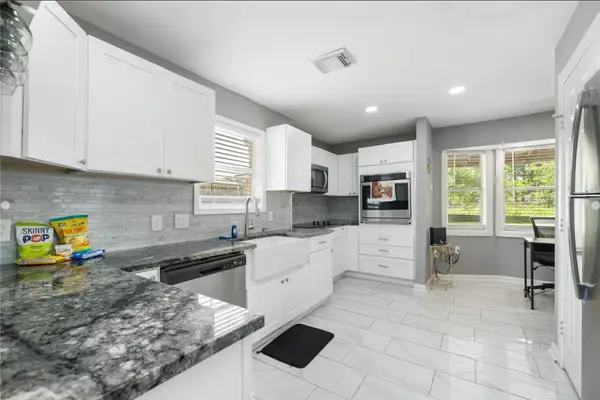 11714 Fallwood Drive, Houston, TX 77065