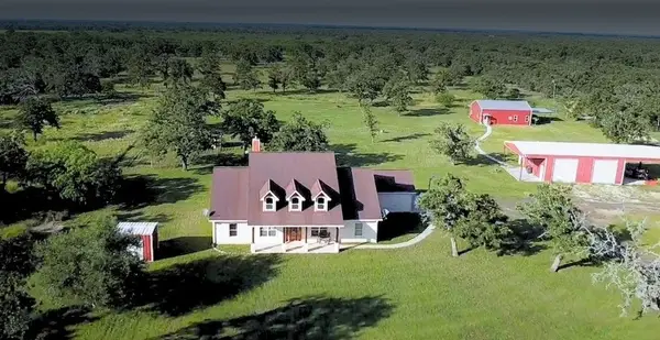 949 Abrameit Road, Goliad, TX 77963