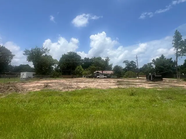 105 Orange Street, Cleveland, TX 77327 - Image #2