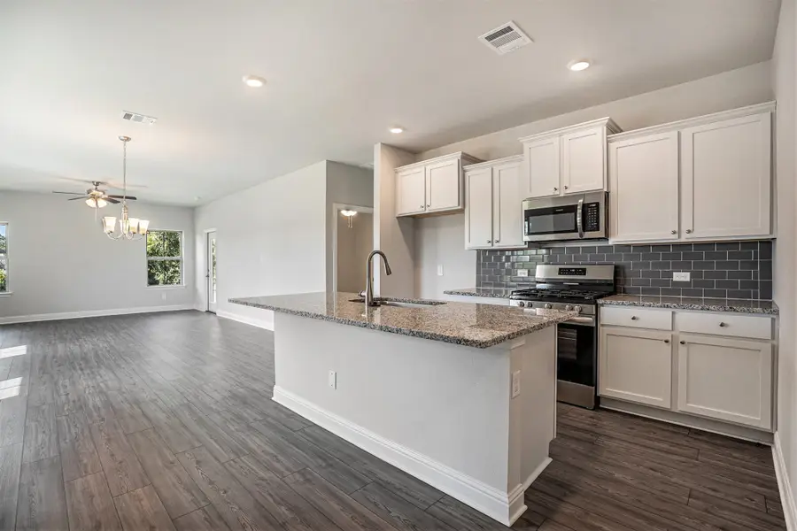 4422 W Bayou Maison Circle, Dickinson, TX 77539 - Image #3