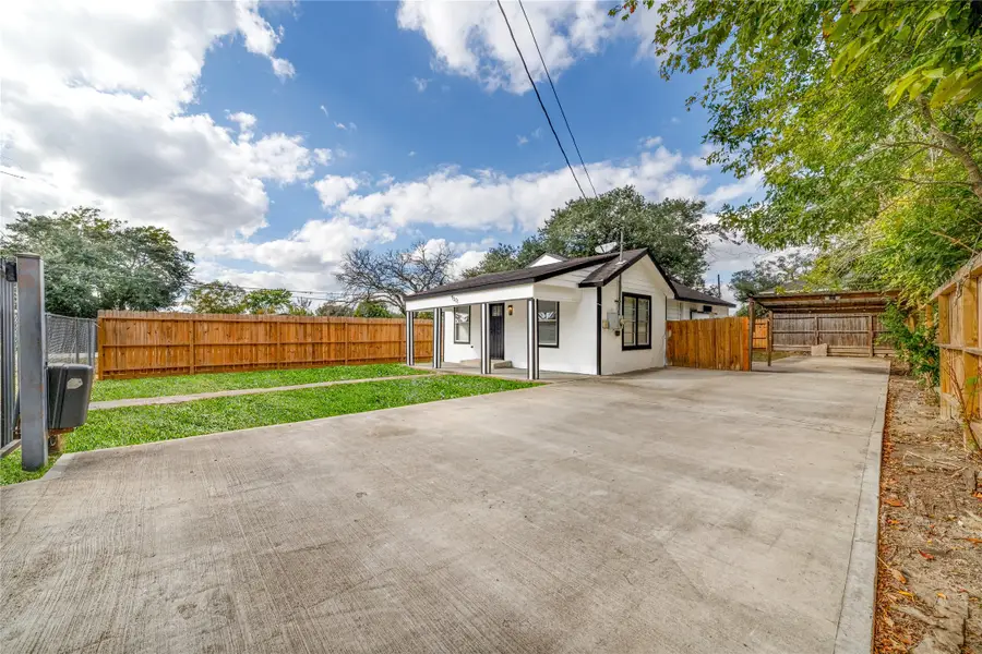 9201 Klondike Street, Houston, TX 77075 - Image #3