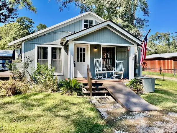 114 Elm Branch Street, Huntington, TX 75949