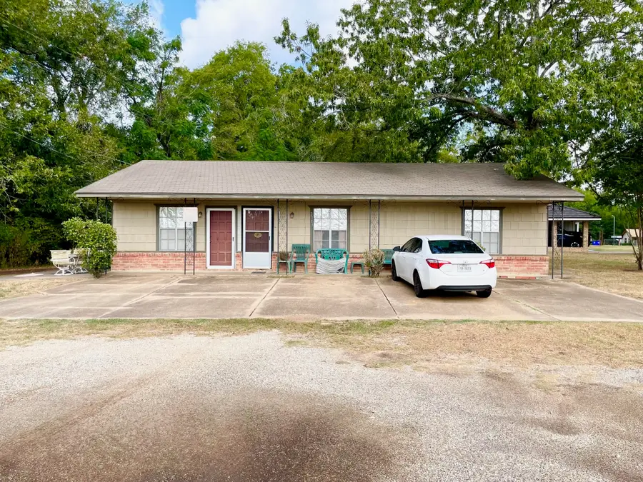 2301 N 6th / Green Meadows Street, Crockett, TX 75835 - Image #3