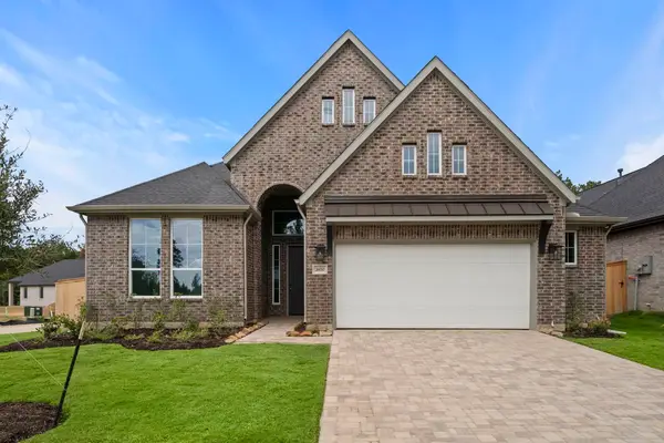 26030 S Outrider Banks, Montgomery, TX 77316