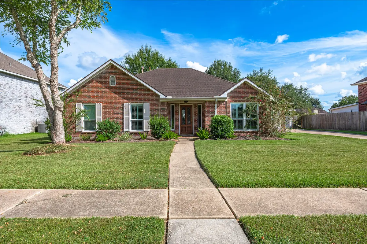 2009 Stapleton Drive, Friendswood, TX 77546 - #1