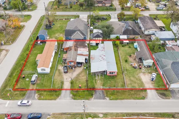 14224,14228,14240,14242 Longview Street, Houston, TX 77015
